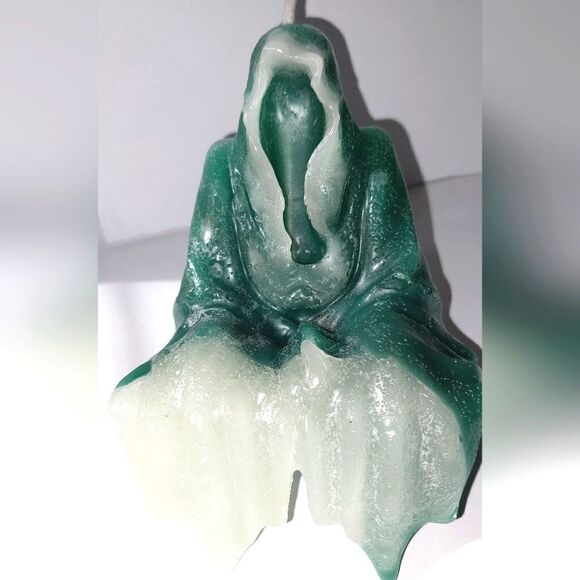 Hand crafted limited edition Grim reaper candle - Picture 4 of 4